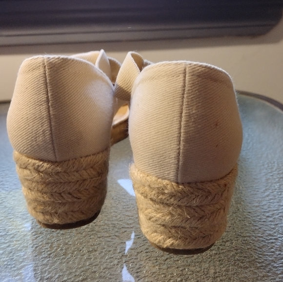 NEW Life Stride Kascade Wedge Espadrille 1 3/4" Heel Almond 6.5 New w/o Box - Picture 11 of 14